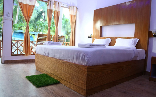 Laxmi Continental Resort
