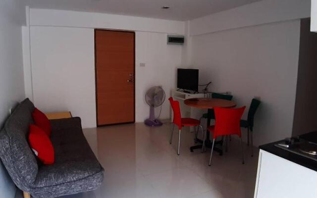 Slt Apartment Bangkok