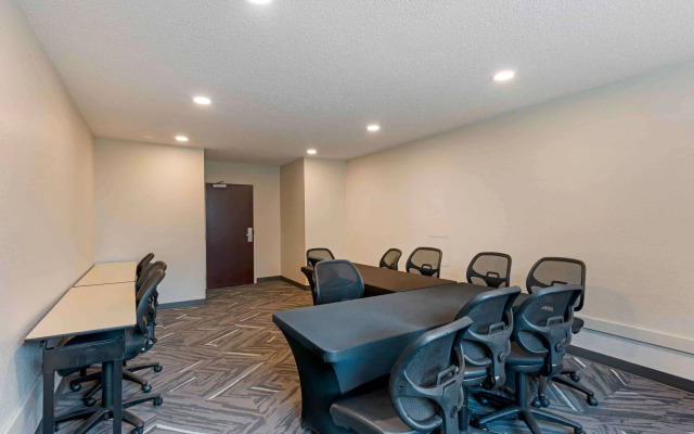 Extended Stay America Select Suites - Denver - Tech Center South - Greenwood Village