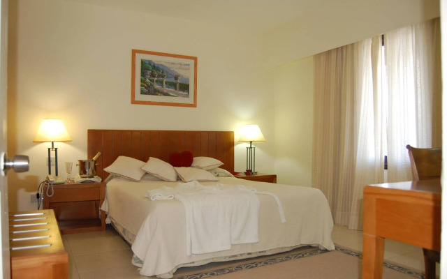Panareti Paphos Resort