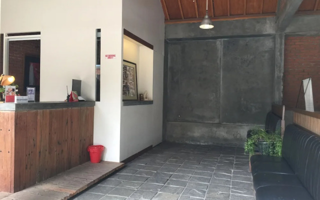 Rumah Stroberi Organic Farm and Lodge