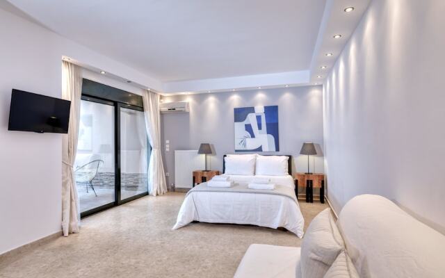 Luxurious Villa Solaris Next To The Beach