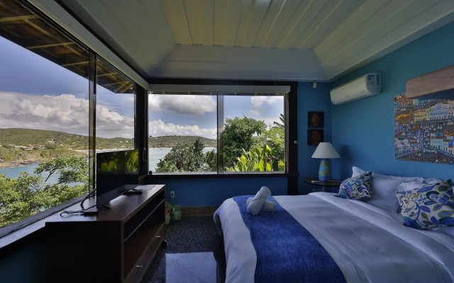 Cliffside Luxury Inn