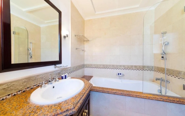 Manzil-6BR Lux Villa with Pvt Pool