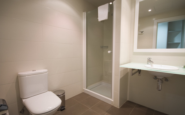 Hotel y Apartamentos SNO Isaba