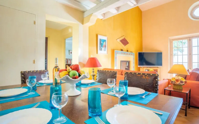 La Maison Bleue (GFR130)