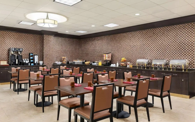 Wyndham Garden Totowa