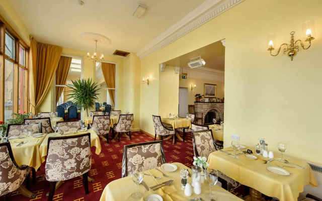 Muthu Alexandra Hotel