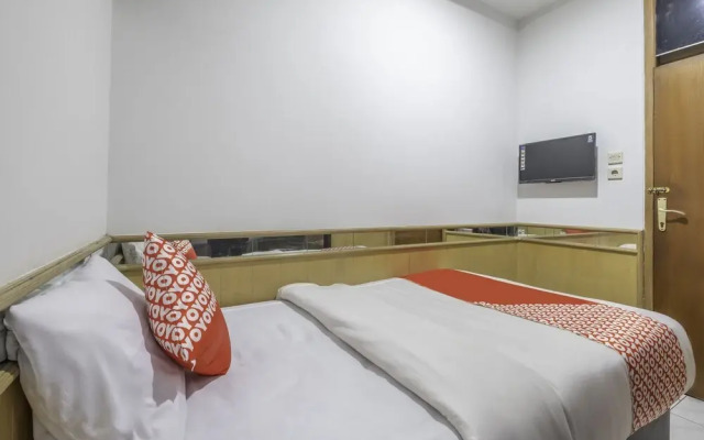 OYO 1646 Imelda Residence