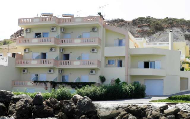 Porto Kalyves Seaside Apartments