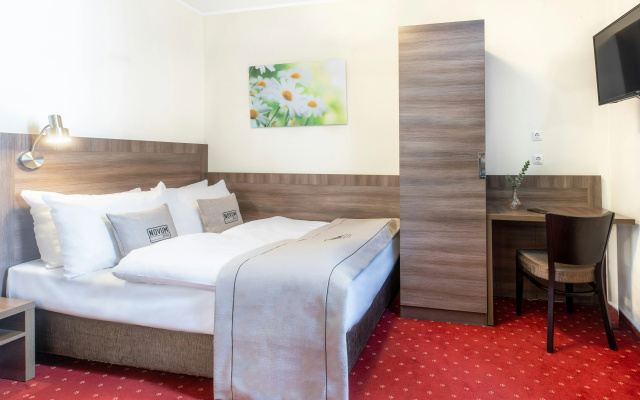 Hotel Leonet