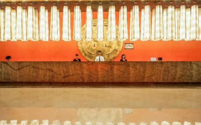 Eastern Five Continents Hotel