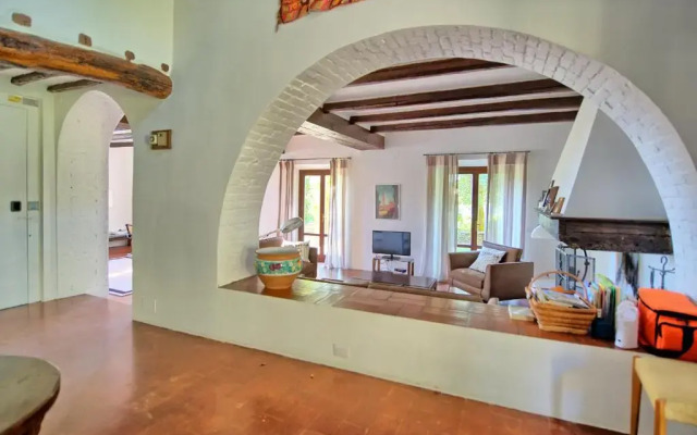 Villa Ulivacci by PosarelliVillas