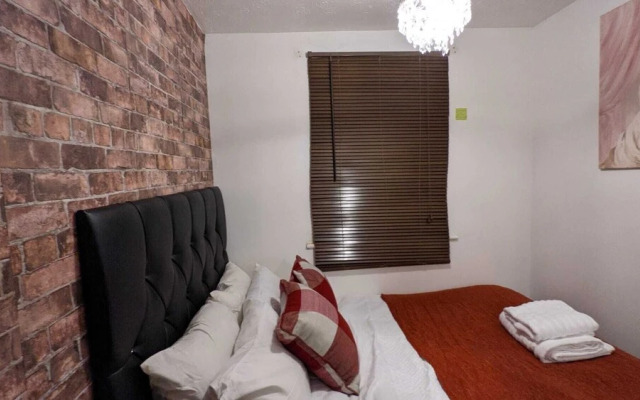 Stunning 1 Bedroom Apartment in Dagenham