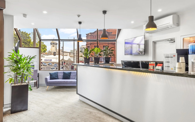 Metro Apartments on Darling Harbour - Sydney