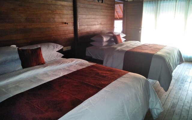 Waterside Inn Nusa Penida