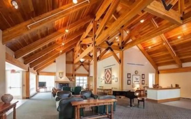 Warren Conference Center and Inn