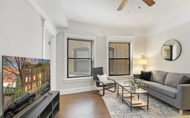 3BR Vibrant Apartment in Hyde Park