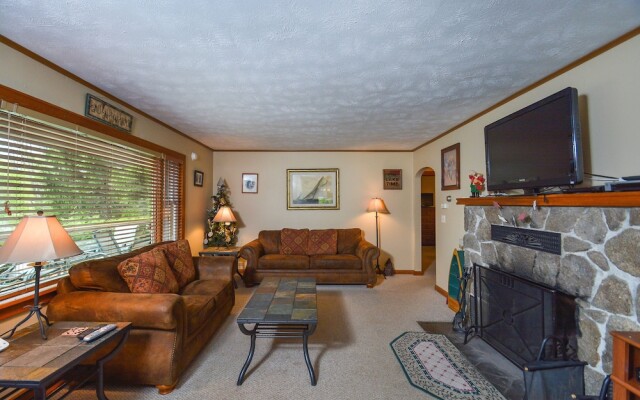 Whispering Oaks 3 Bedroom House