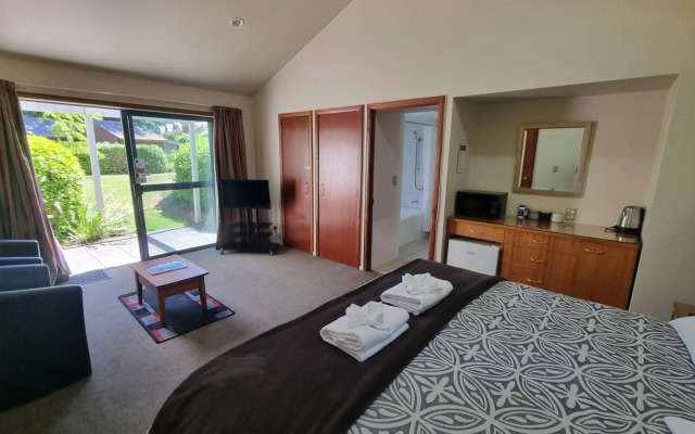 18 Jollies Pass Road - Garden Studio 346