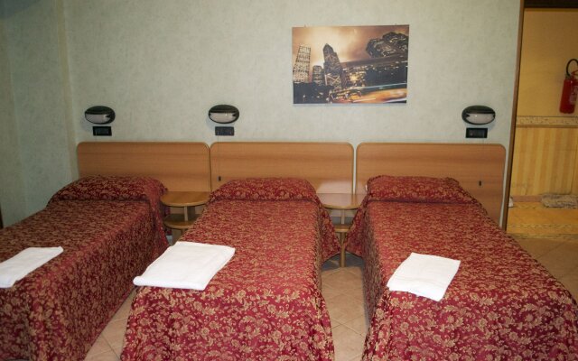 Hotel Ferrarese Roma