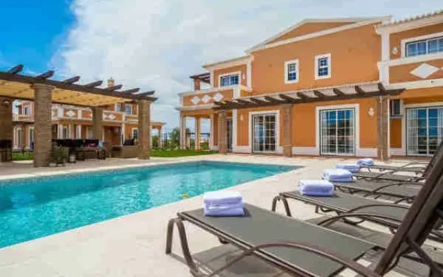 Colina Villas with Private Pool