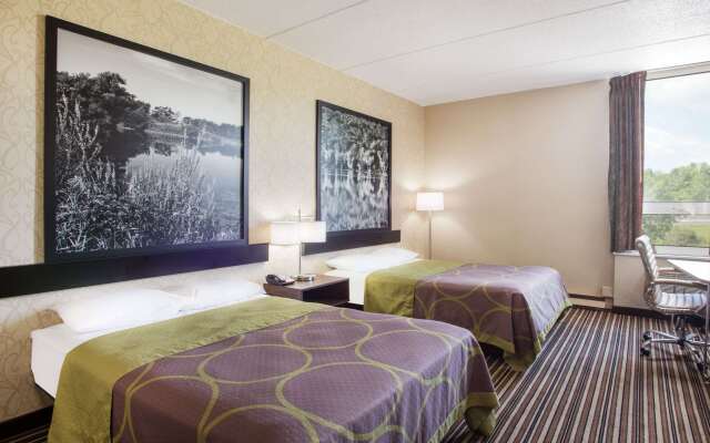 Super 8 by Wyndham Plattsburgh