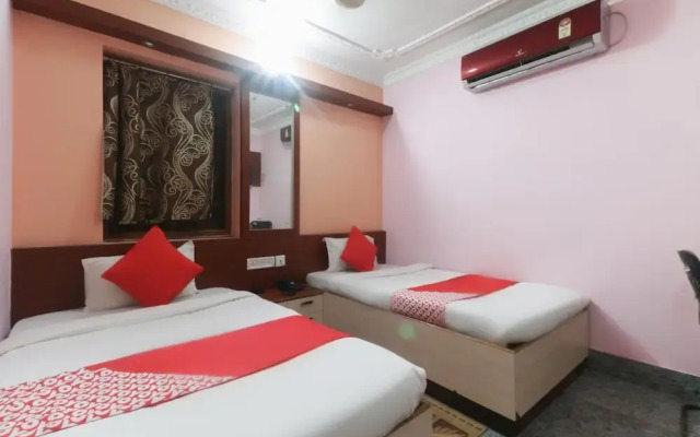 OYO 49639 Nirmala Residency