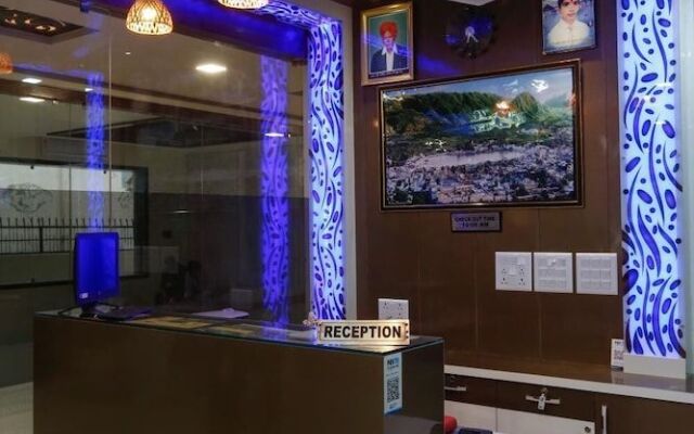 Hotel Krish Palace