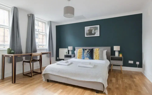 The Liverpool Street Apartments