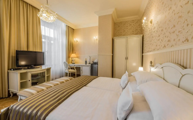 GOLDEN ROYAL Boutique hotel & Spa