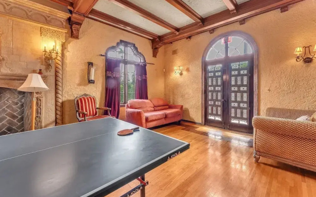 Huge Pool 6 Bedrooms 20 People Beach