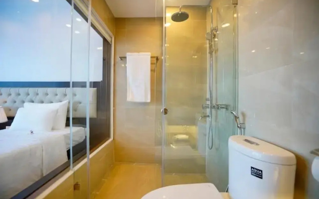 Merit Halong Hotel