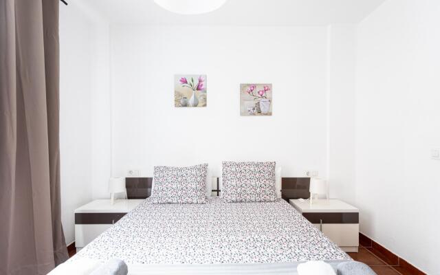 Home2Book Callao Salvaje Terrace Duplex
