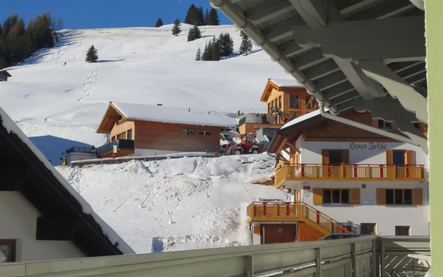 Haus Churlis