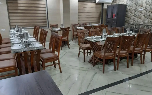 Hotel Sitara International