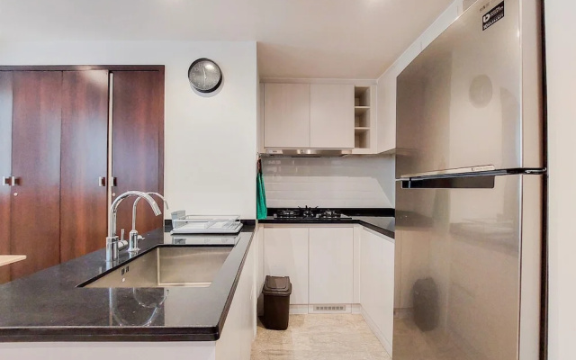 Great Designed And Homey 2Br At Branz Bsd City Apartment