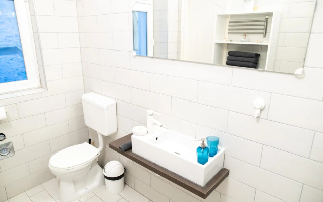 N28 Studio Apartment In Andrassy Boulevard.