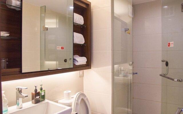 Zhuhai Hualei Apartment
