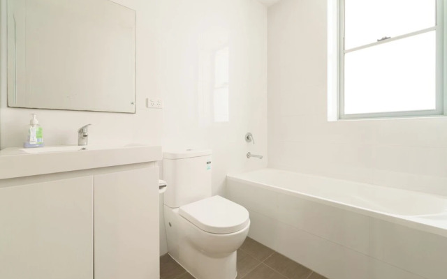 Kozyguru | Hillsdale | 3 Bedroom Apt