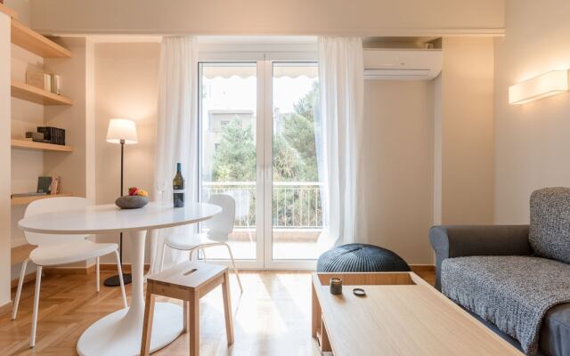 Chic Flat at Kolonaki in Heart of Athens