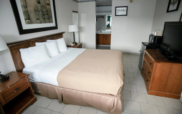 Pacific Inn