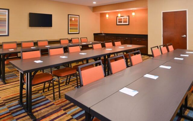 Fairfield Inn & Suites Louisville North