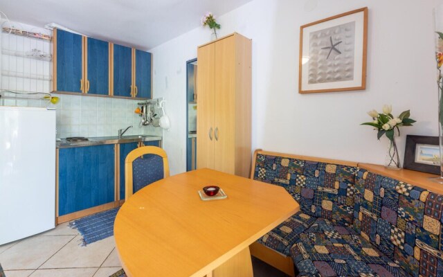 Nice Apartment in Dramalj With Wifi and 1 Bedrooms