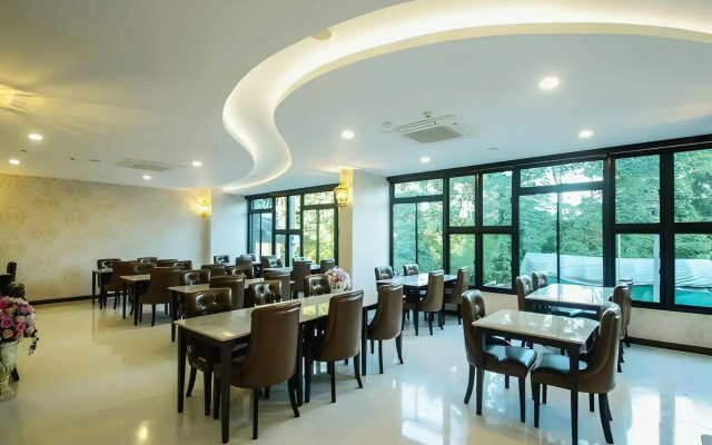 The Y Boutique Hotel
