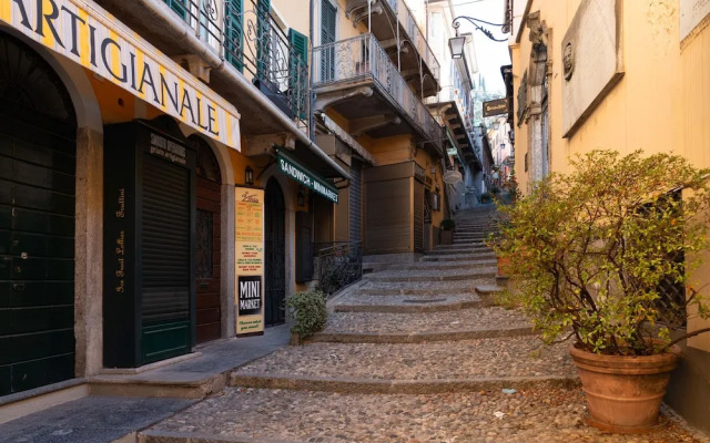 Stairway Apartment by Wonderful Italy
