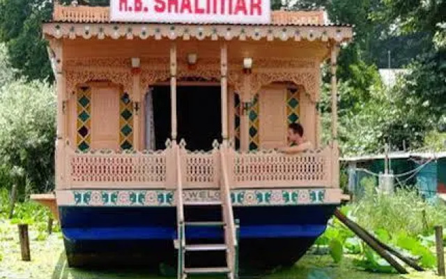 Shalimar Group of Houseboats