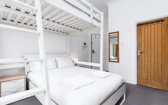 Ryam suites