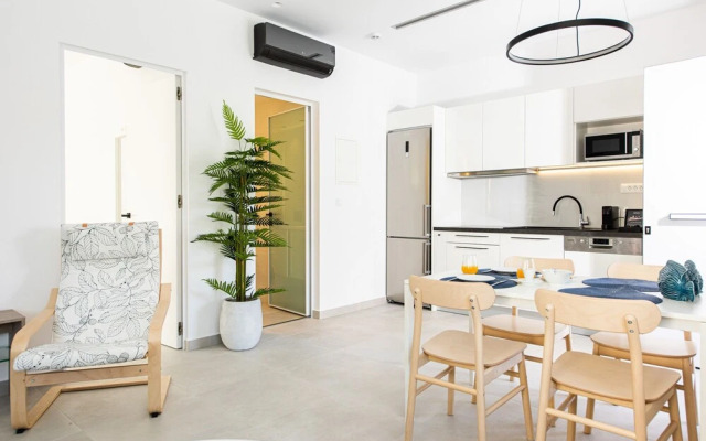 Cozy Corner Luxury Apartments