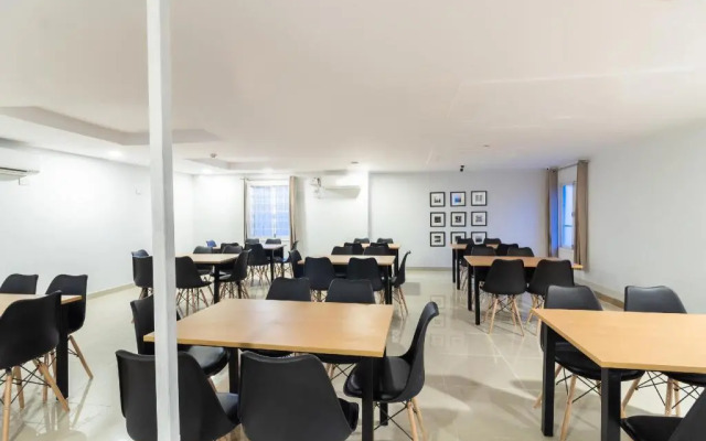 Bhagat Mansion by OYO Rooms